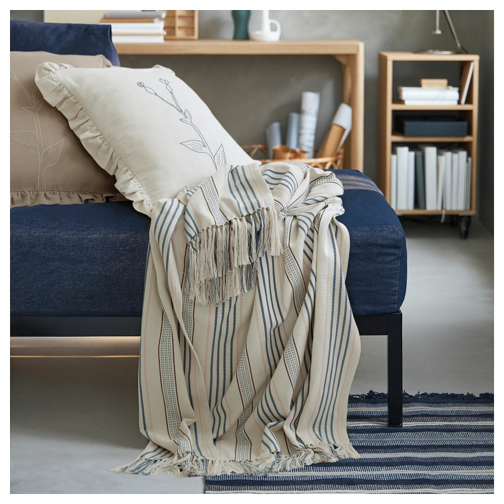 Плед IKEA AKERNEJLIKA (ОКЕРНЕЙЛИКА), Бежевый с рисунком, 110х170 см