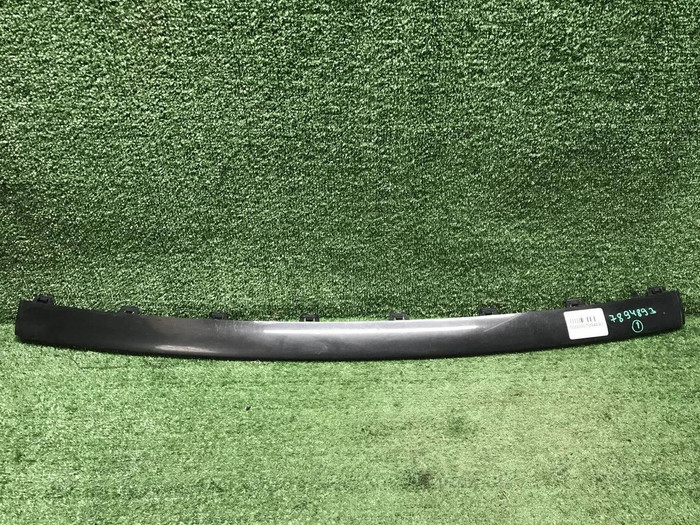 Накладка перед. бампера Mercedes C w205 18-23 AMG