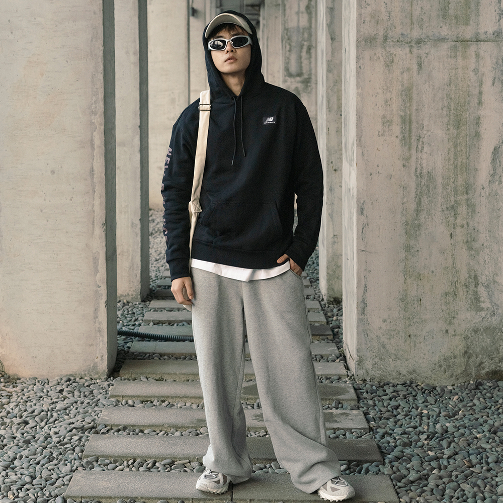 Толстовка New Balance Logo, MT23506-BK