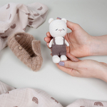 Мишка в коконе, Коричневый