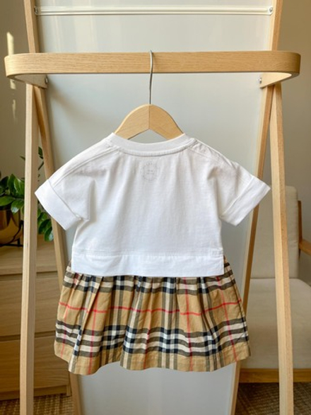 Платье Burberry, 68