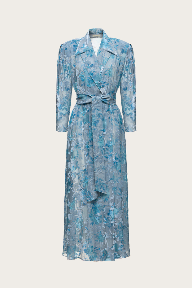 Платье из голубого шёлкового панбархата с фактурным цветочным орнаментом