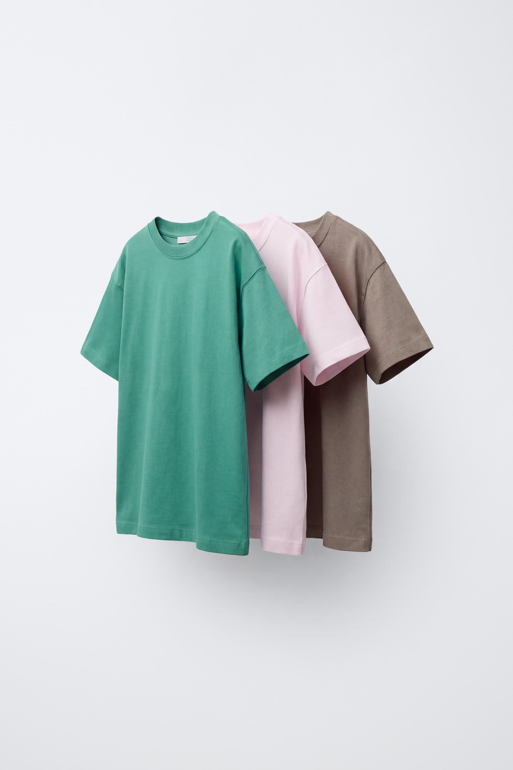 ZARA НАБОР ИЗ ТРЕХ ОДНОТОННЫХ ФУТБОЛОК, СЕРЫЙ