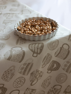 Скатерть 135x220 Dreams Gobelin Tazze