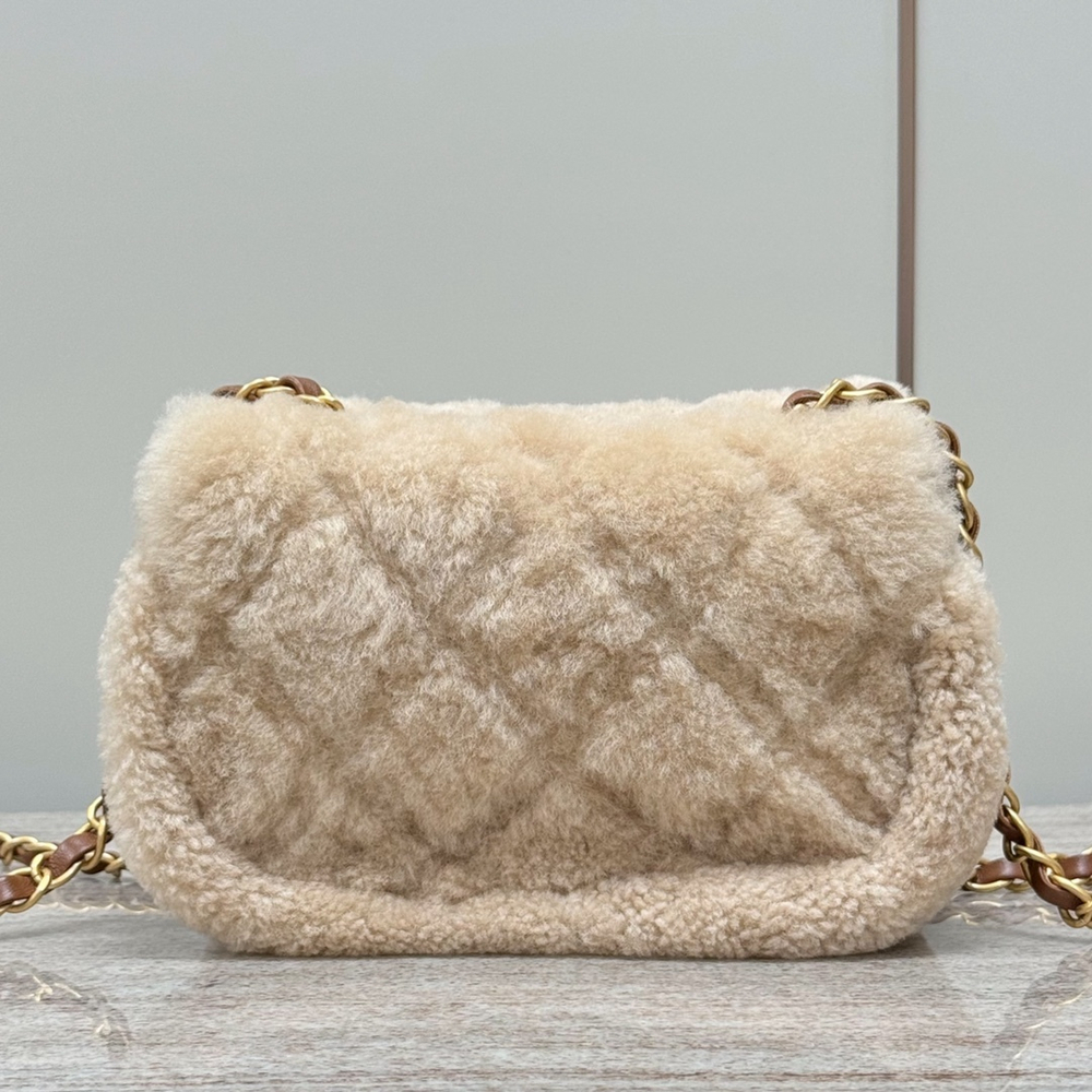 Chanel Bag 18 cm