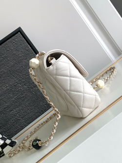 Chanel Bag 16 cm