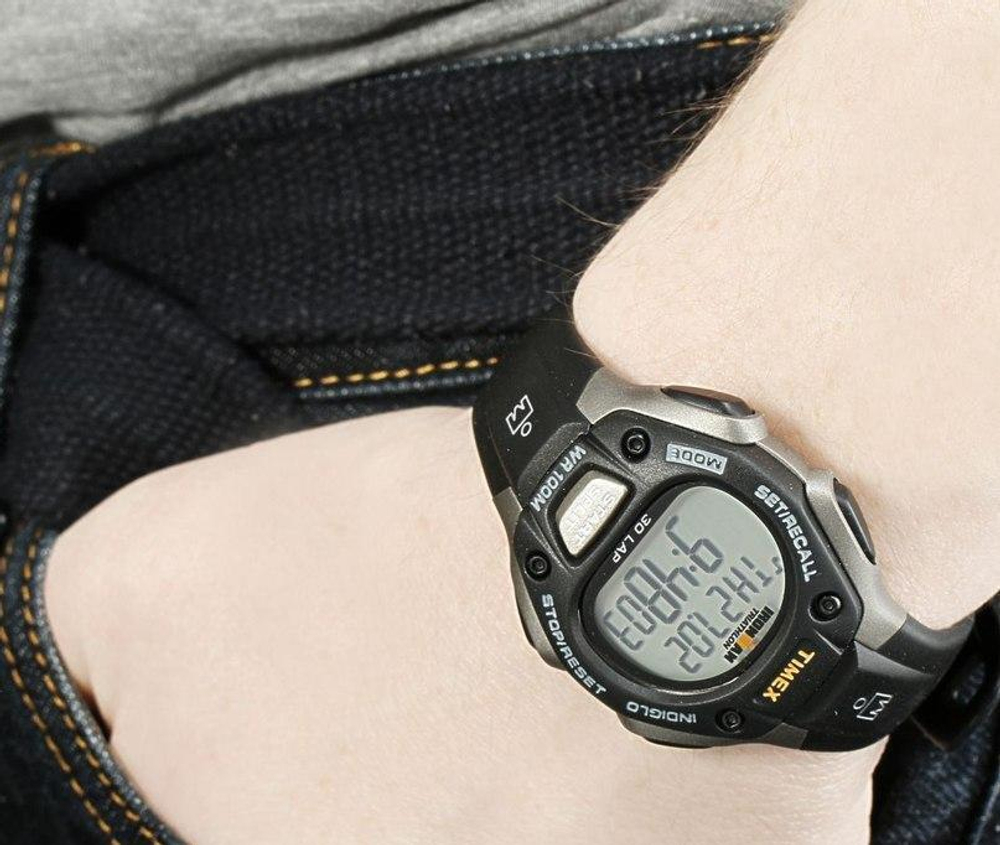 Наручные часы Timex T5E901