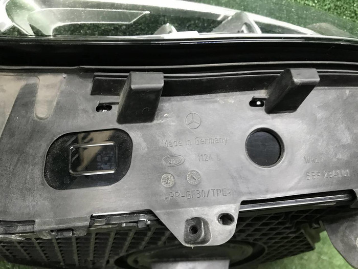 Фара левая Mercedes GLC X253 (2019-2022) LED