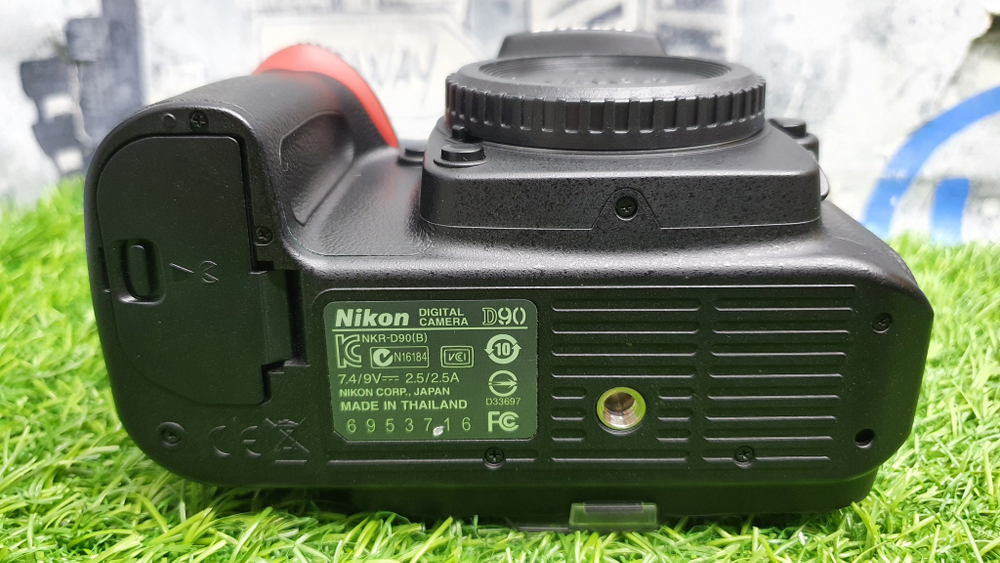 Nikon D90 (4500 кадров) Покупка/Продажа