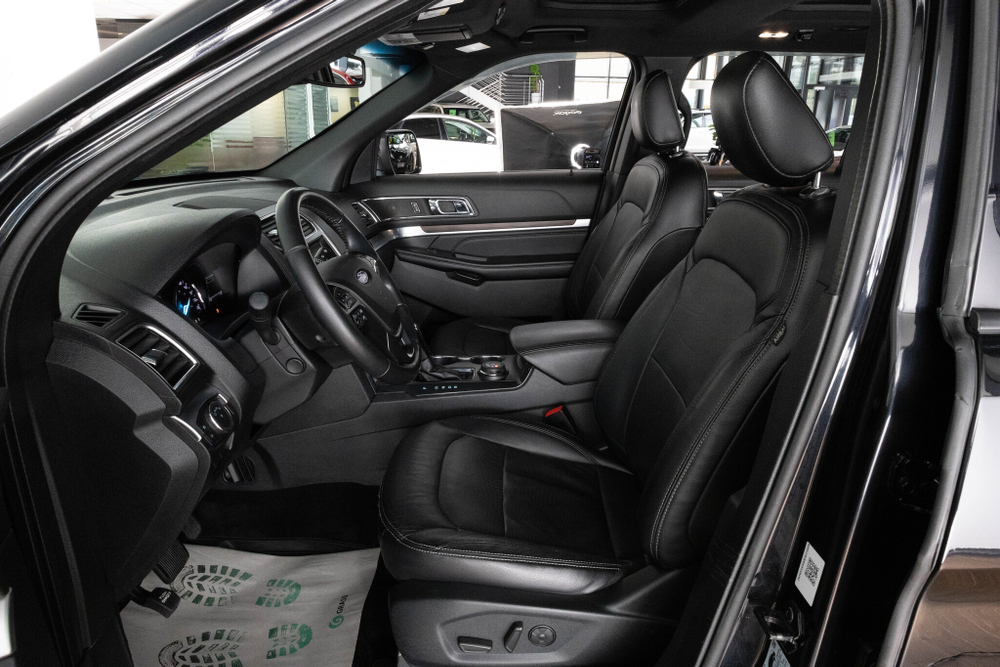 Ford Explorer, 2018 год