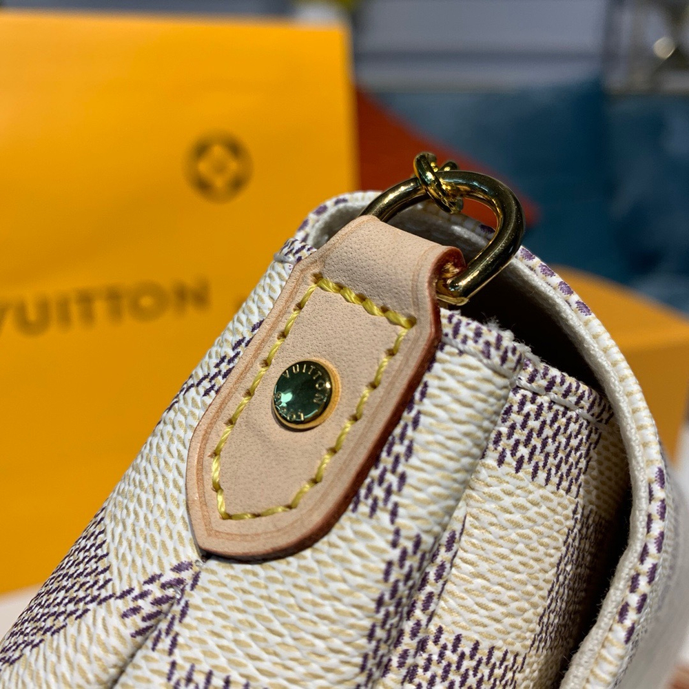 Louis Vuitton Favorite MM