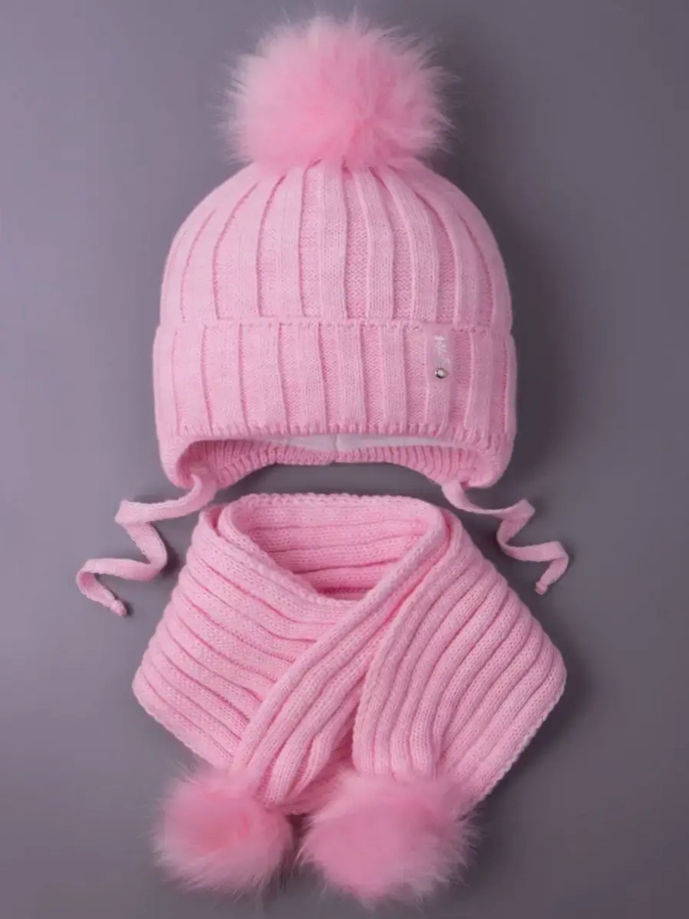 Шапка для девочки зимняя вязаная и шарф