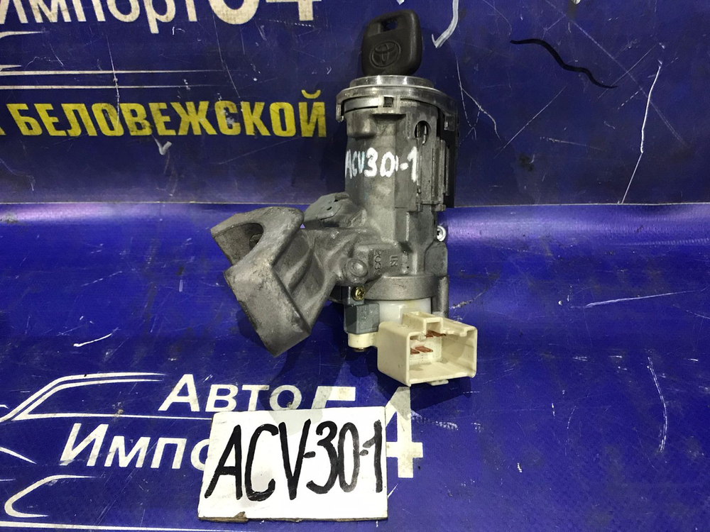 Замок зажигания TOYOTA CAMRY 2002
