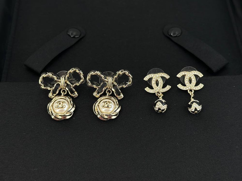Серьги CHANEL