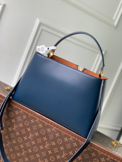 Louis Vuitton Capucines GM Souple