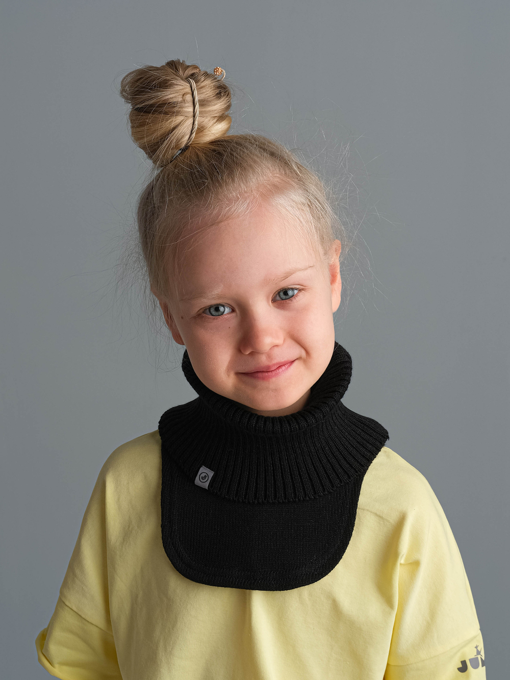 Манишка вязаная хлопковая (Черный)