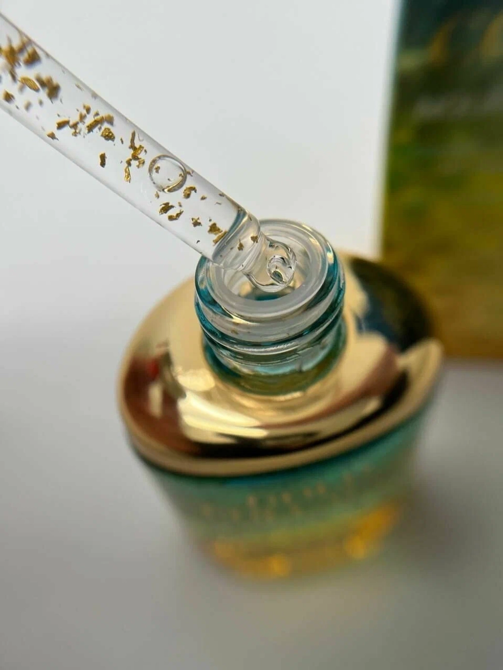 Сыворотка с золотом и коллагеном питательная FARM STAY GOLD COLLAGEN NOURISHING AMPOULE 35мл
