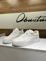 Кроссовки женские