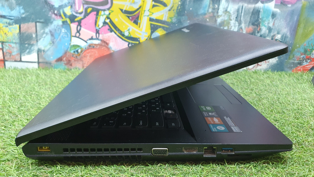 Ноутбук Lenovo Pentium/4 Gb