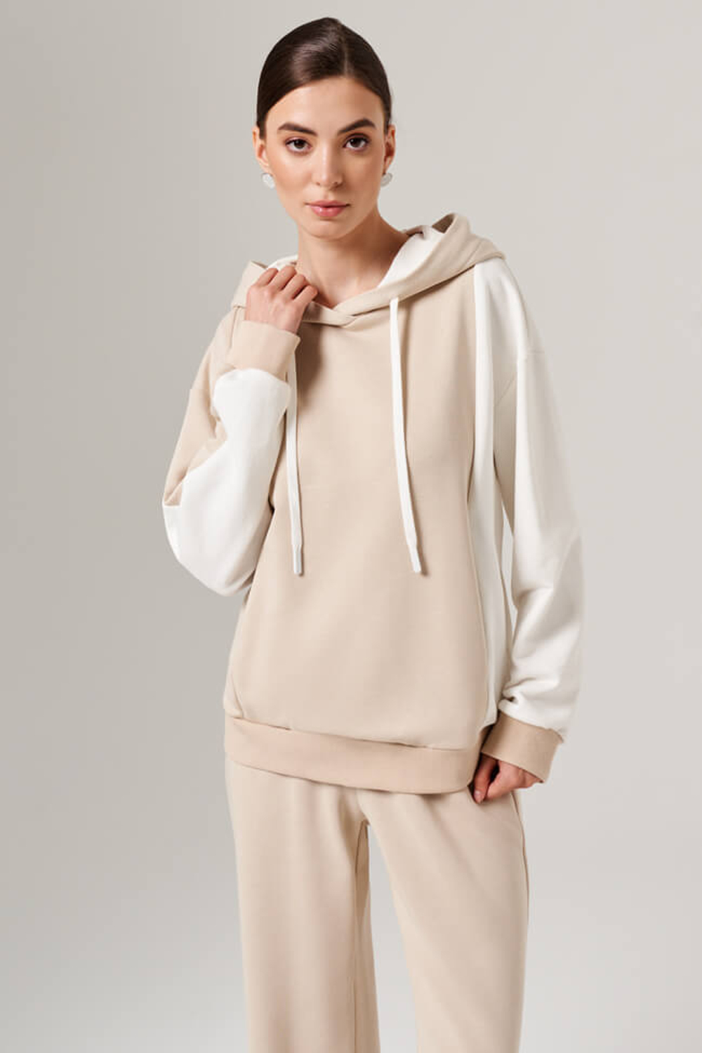 23151 Худи женский (бежевый / молочный)