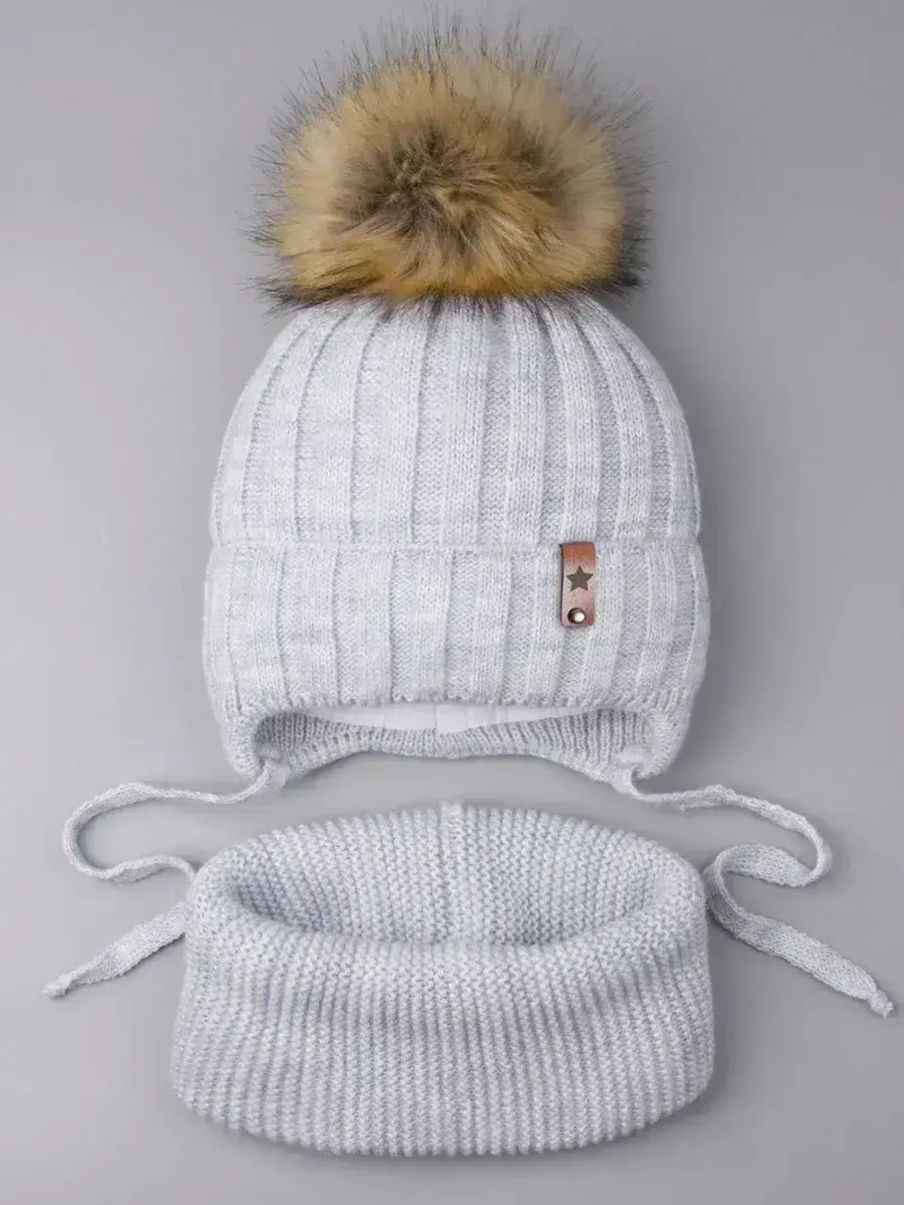 Шапка детская зимняя и снуд