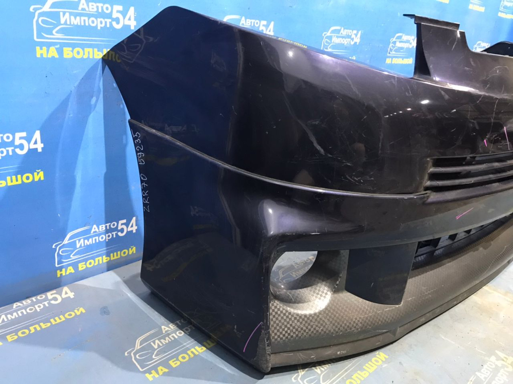 Бампер передний TOYOTA VOXY 2007-2010