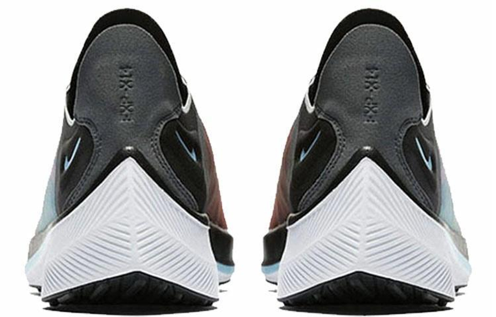 Кроссовки Nike Exp-X14 Qs