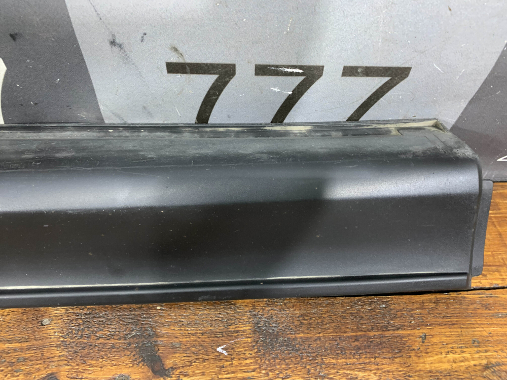 Накладка двери передней левой Mazda CX-5 2 (KF) 17-нв Б/У Оригинал KB7W51RB1