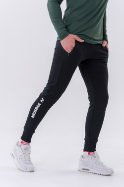 Мужские брюки Nebbia Slim sweatpants with zip pockets “Re-gain” 320 Black