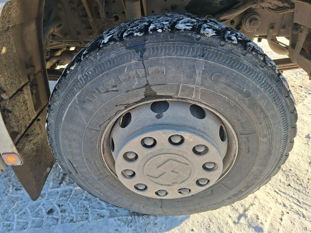 Shacman (Shaanxi) SX* 6x4 Автобетоносмеситель SX5258GJB6R384 (Дизельный, 9,7 л, 329 л.с., МТ)