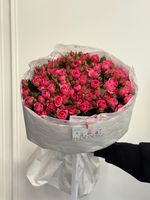 Букет моно из кустовых роз 15 шт