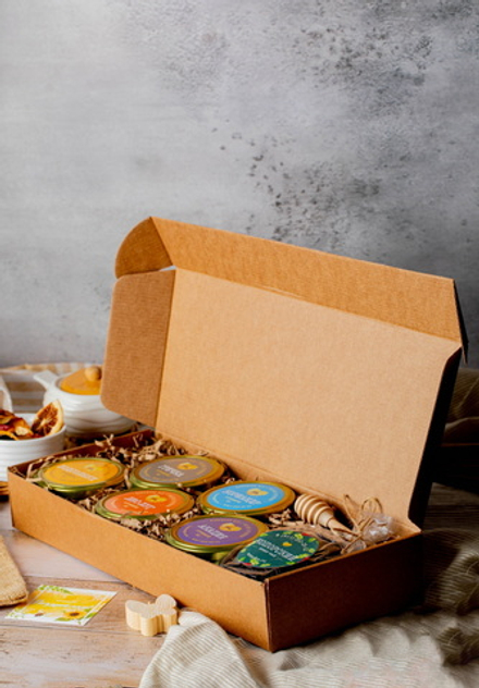 Набор №59 "5 видов мёда по 235гр + чай + ложка"