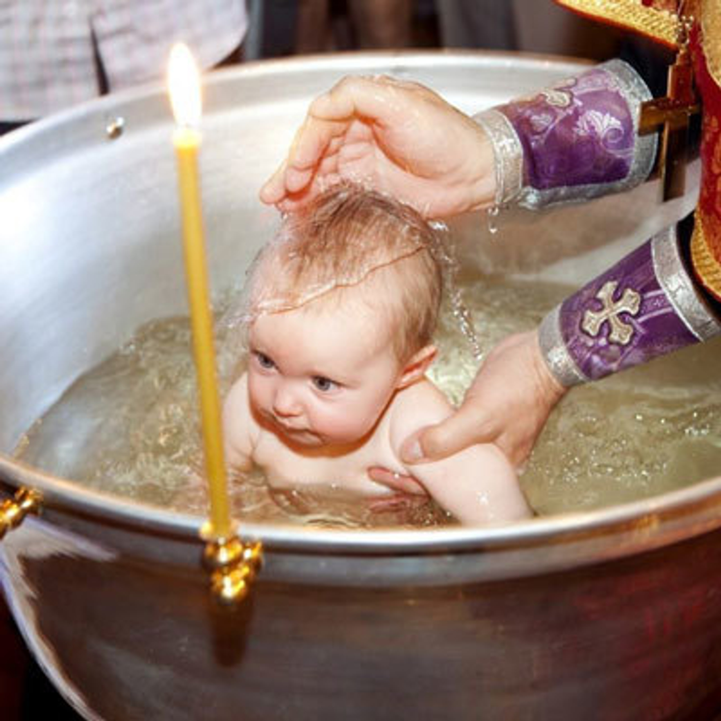 Можно крестить во время поста