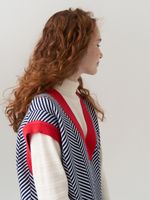 Жилетка для девочки в школу 953 индиго-коралл