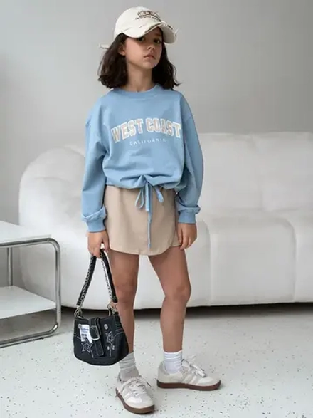 Костюм для девочки с юбкой-шорты