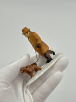 Фигурка Мужчина с собакой Department 56