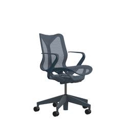 Кресло Herman Miller Cosm, низкая спинка, цвет Nightfall, нерегулируемые подлокотники