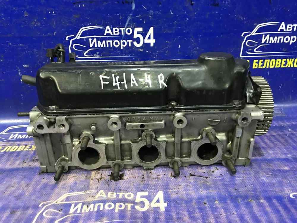 Головка блока цилиндров MITSUBISHI DIAMANTE 1997