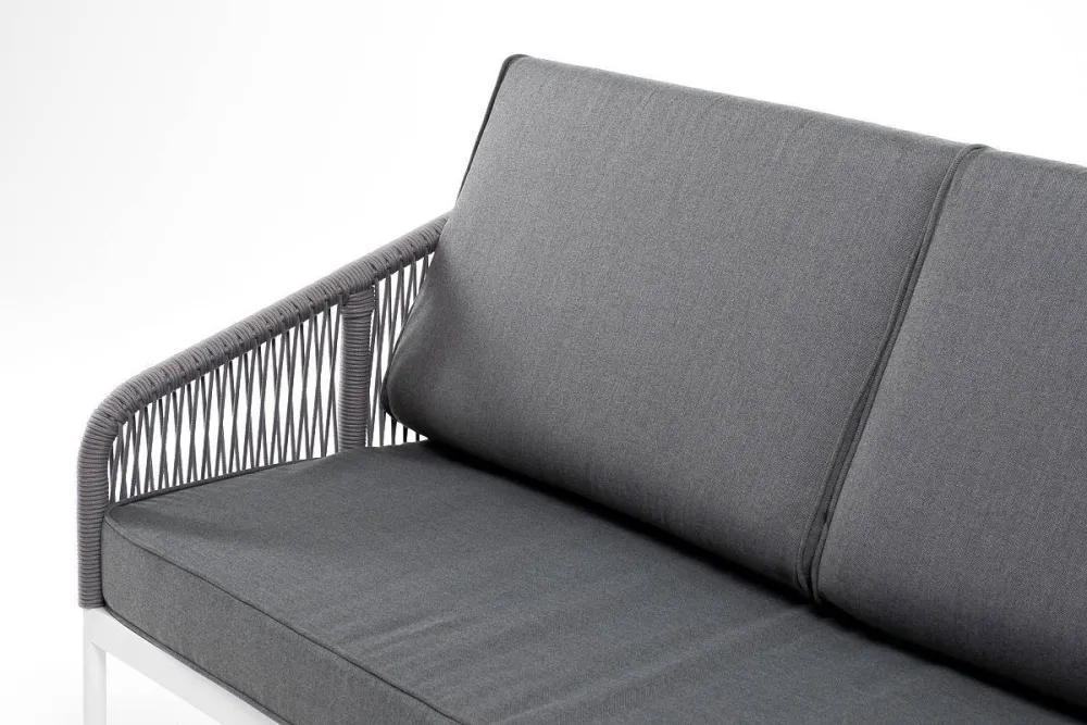 "Канны" диван 3-местный плетеный из роупа, каркас алюминий белый муар, роуп светло-серый круглый, ткань серая 017