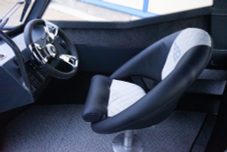 Лодка Беркут L-HT Open. В наличии. Цвет Черный низ - серый верх