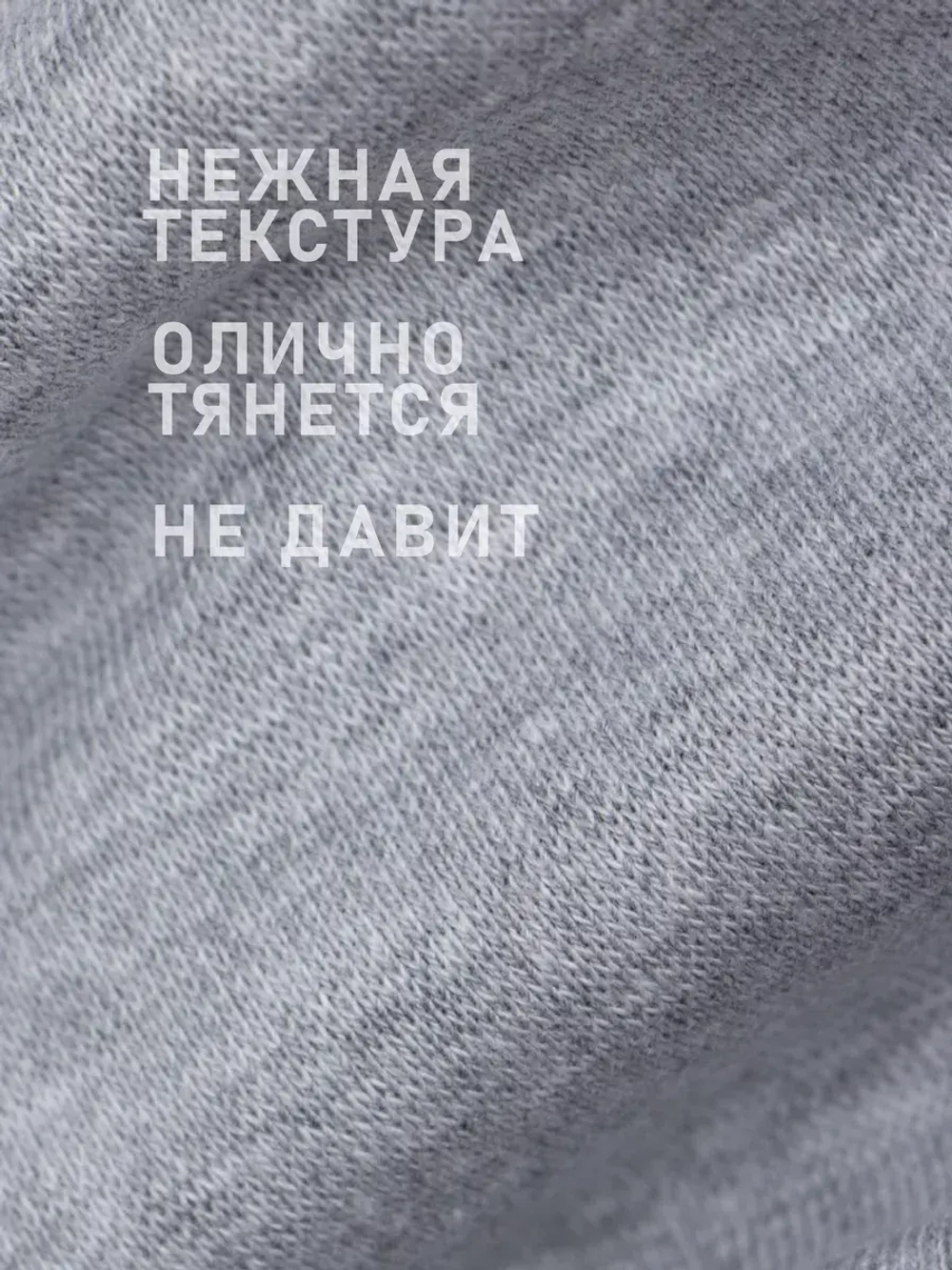 Шапка для девочки трикотажная и снуд