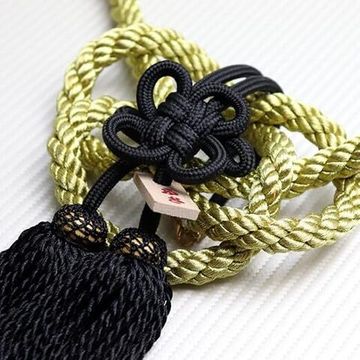 Подвеска в авто Fusa & Kintsuna (золотой канат, чёрная кисть)