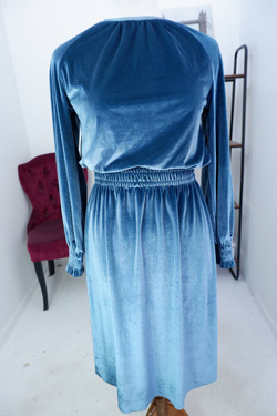 Платье TATA FEDOROVA бархатное, в таком красивом цвете 42-44 размер, новое