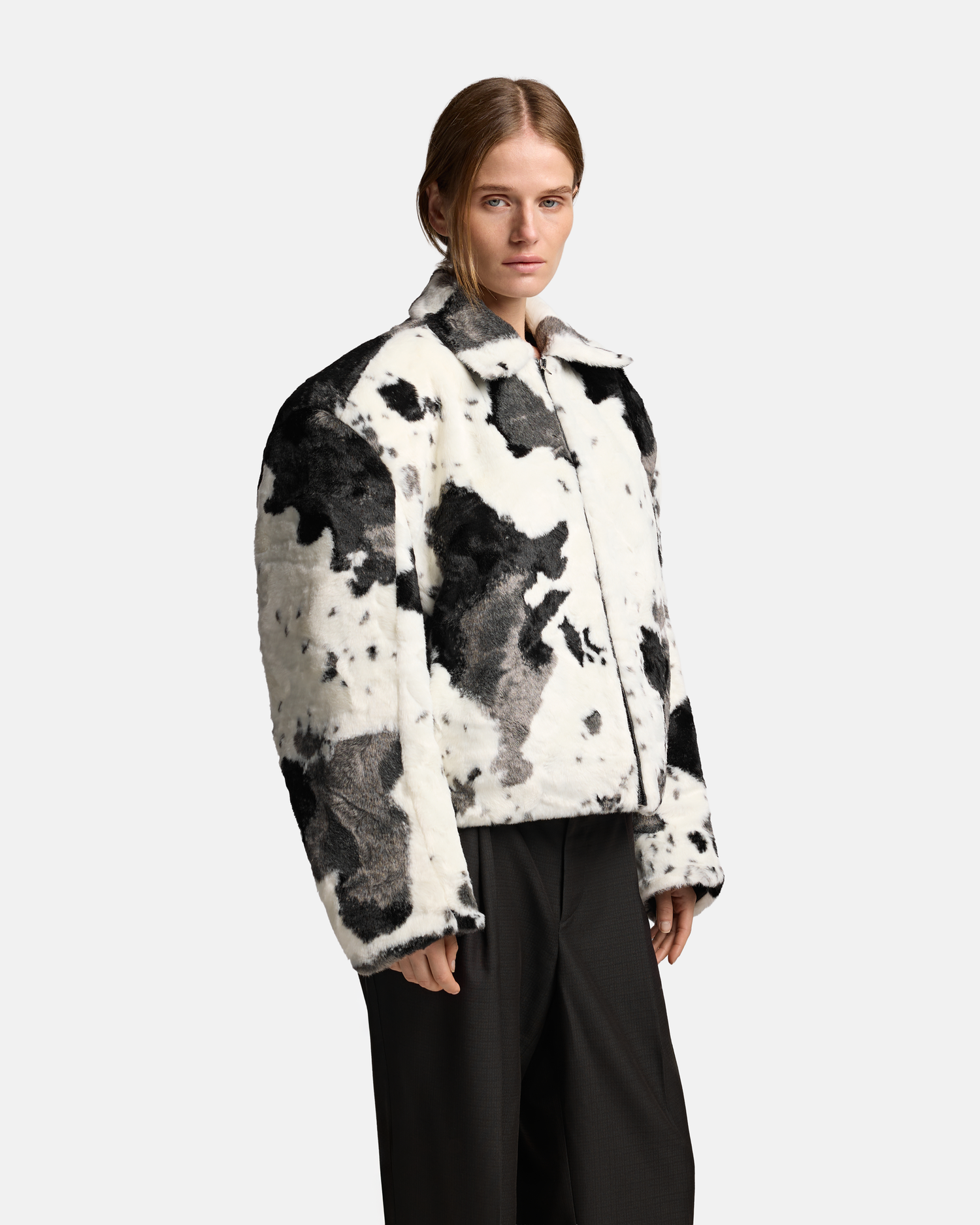 БОМБЕР D-СИЛУЭТА