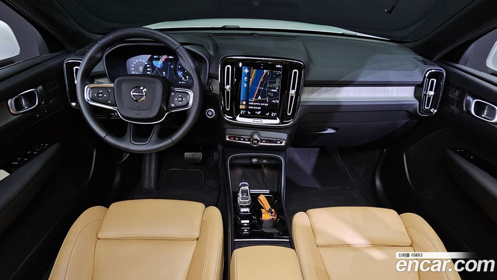 Volvo XC40 B4 Inscription (12.2021)