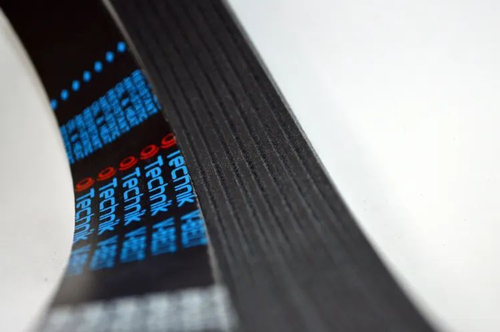 Ремень 1900 (6/PK) поликлиновой (Technik)