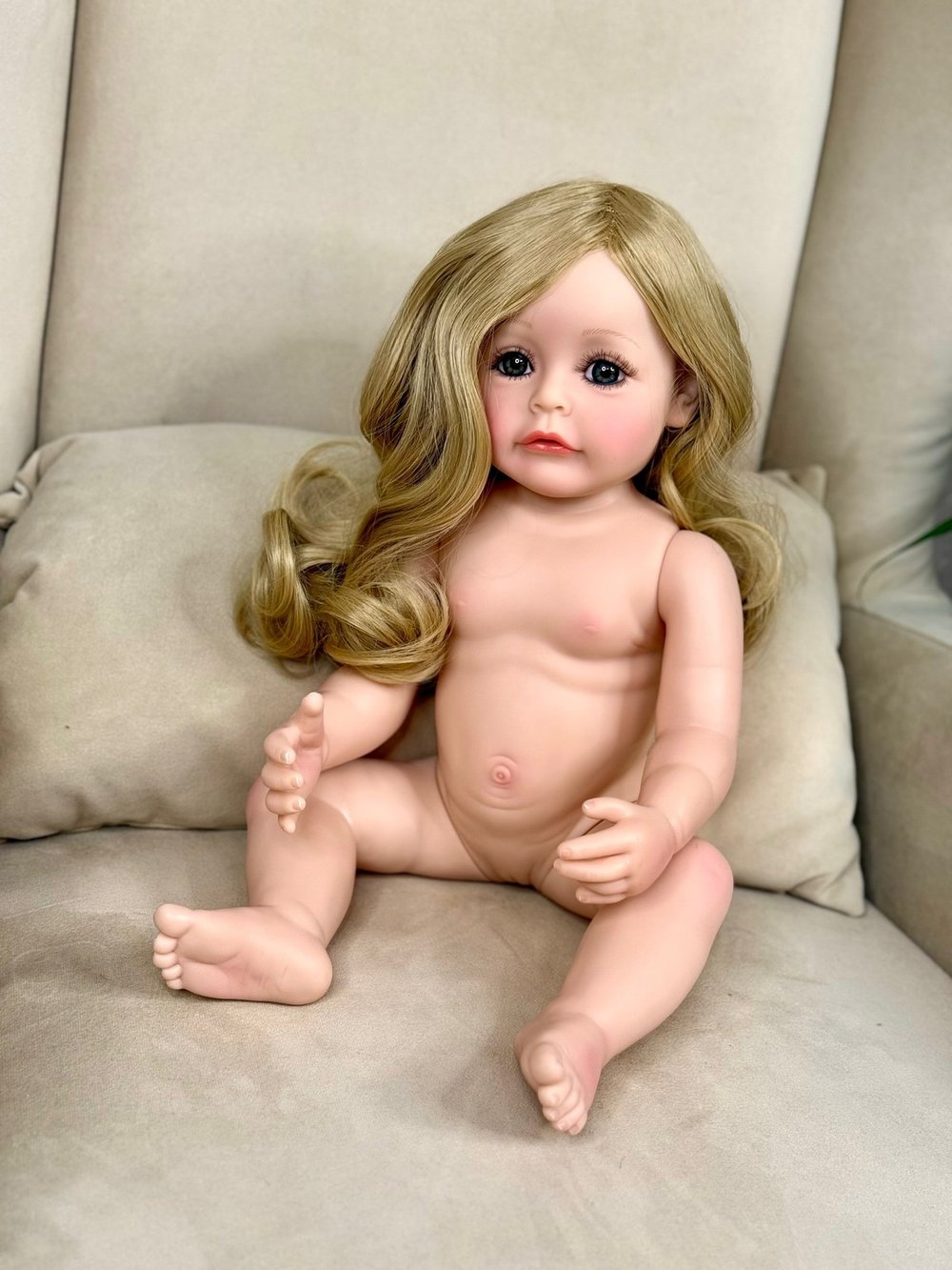 Кукла Реборн виниловая 55см без одежды (FA-028W)