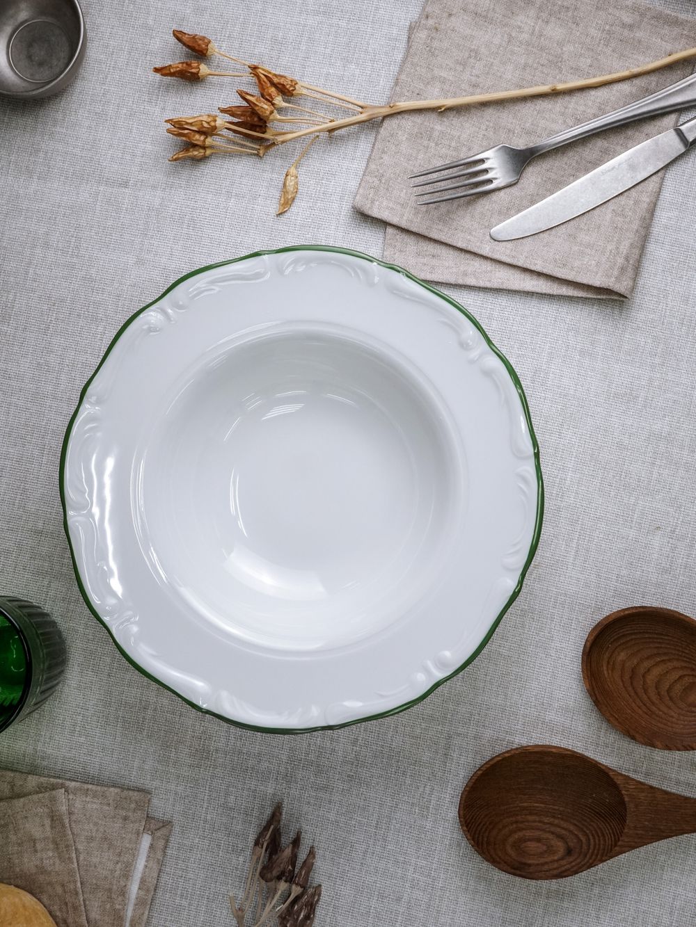 Тарелка для пасты 27 см, кант зелёный