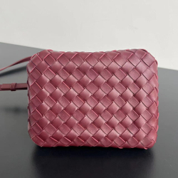 Bottega Veneta Small Parachute 21 cm