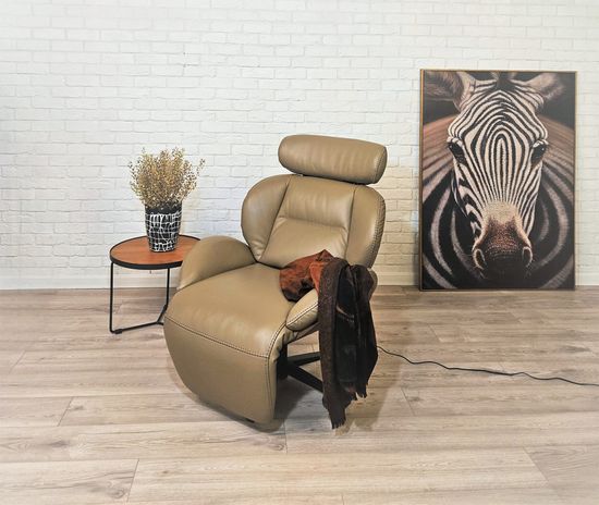 Кресло-реклайнер STG-4267 натуральная кожа, электропривод